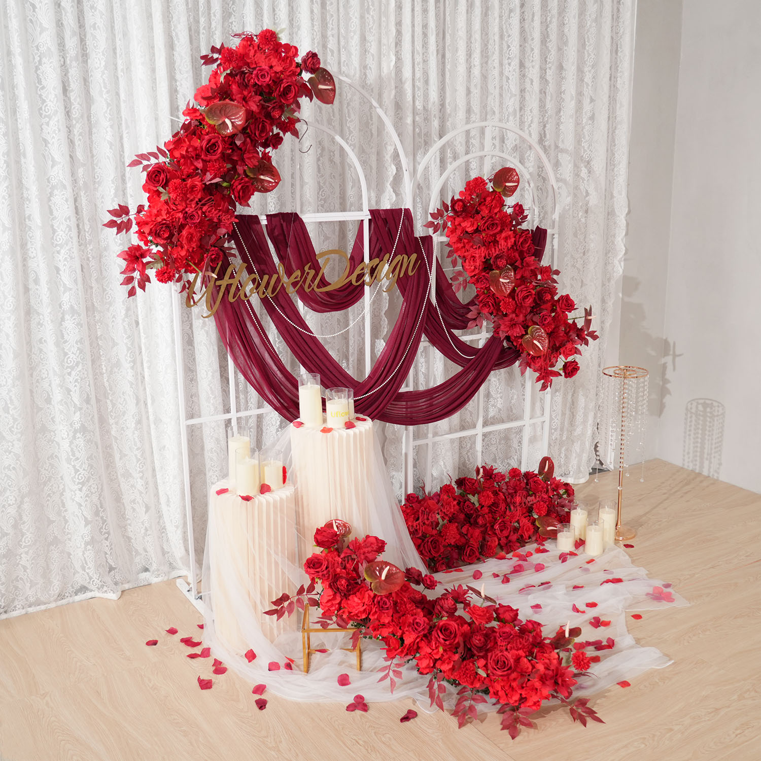 Ульявый красный цветочный ряд, – обзор и цена Home Decor Event